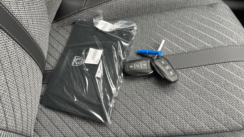 Peugeot 208 1.2 Hybrid 110 Allure 5dr e-DSC6 Petrol Hatchback